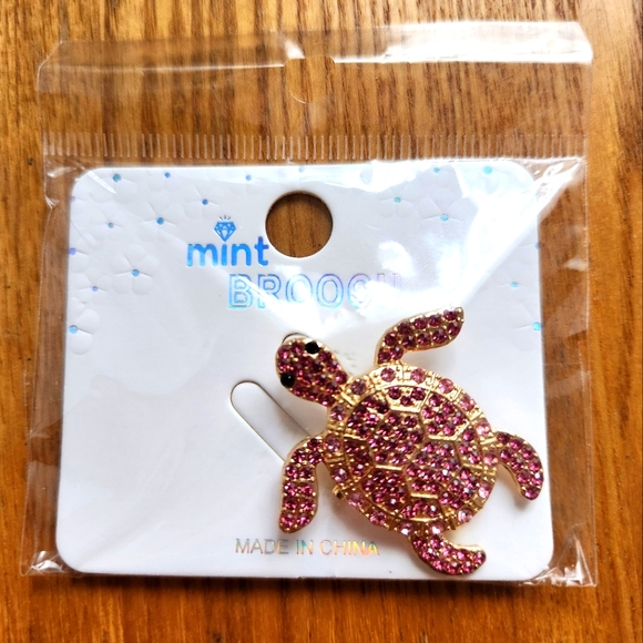 Pink Rhinestone Turtle Brooch - Picture 2 of 2